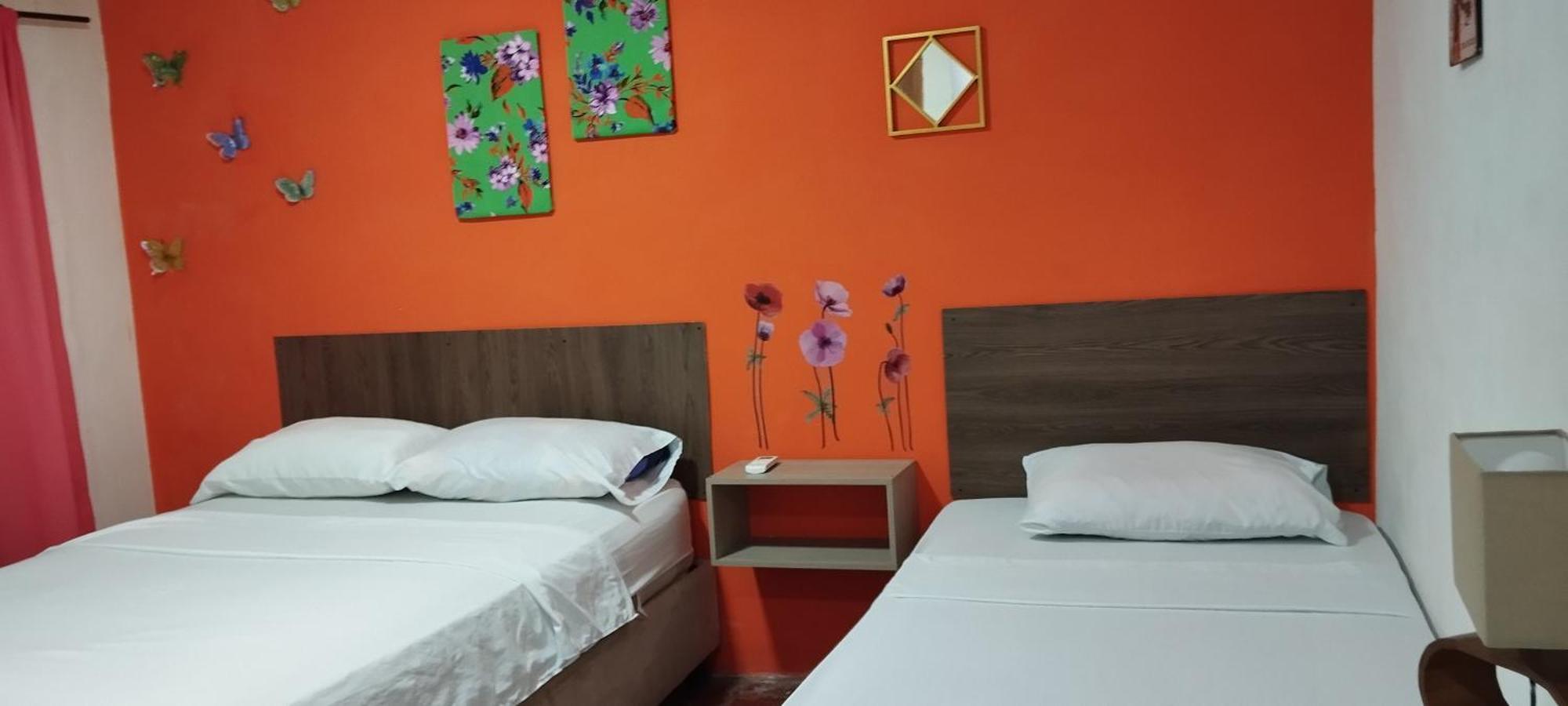 Hotel 4 Manzanas Santa Marta  Room photo
